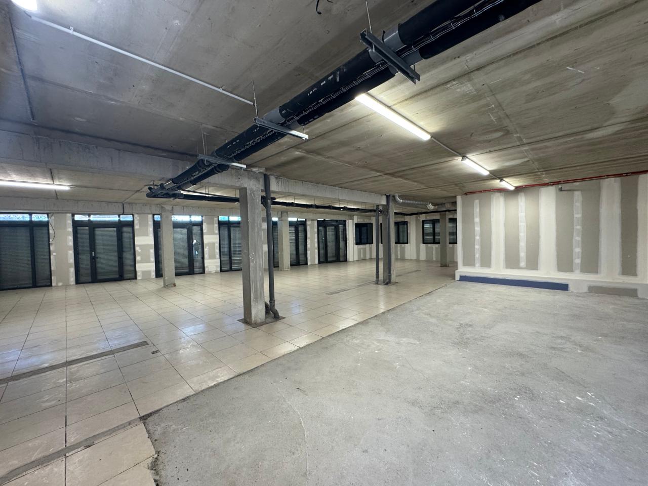 Bureau Marseille 390m² Location bureau Marseille Bouches-du-Rhône OLBUR2528827 3